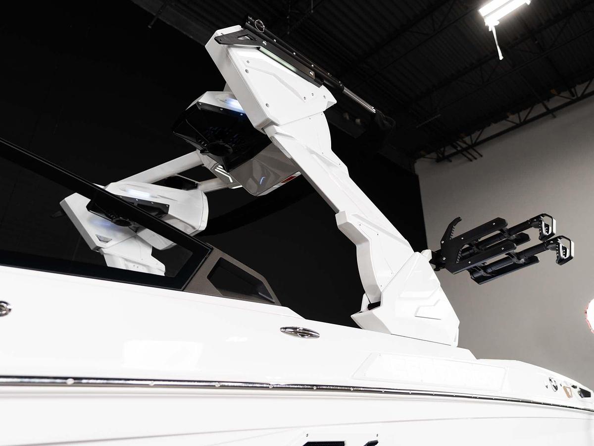 2026 Centurion Ri245 - White Frost / Saddle Brown