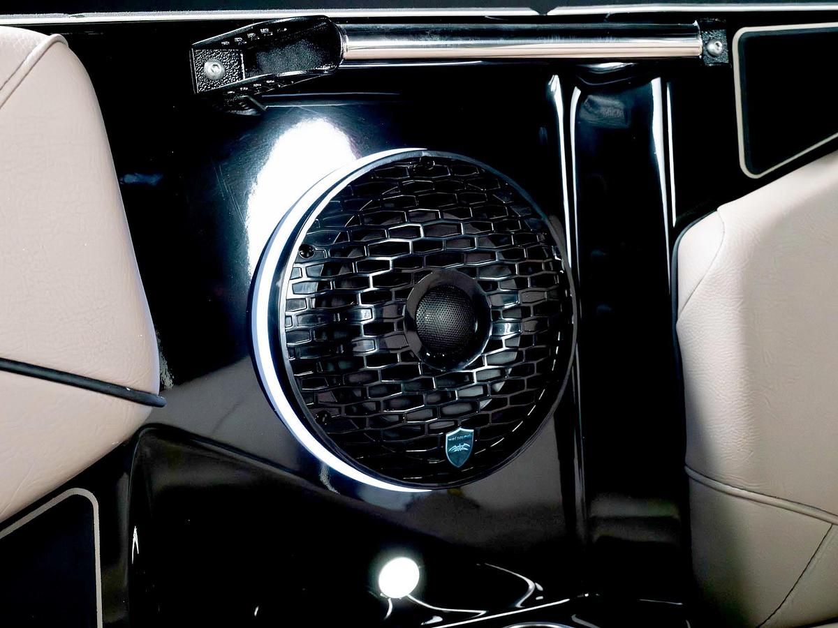 2026 Centurion NV243 - Black Flake / Onyx Black