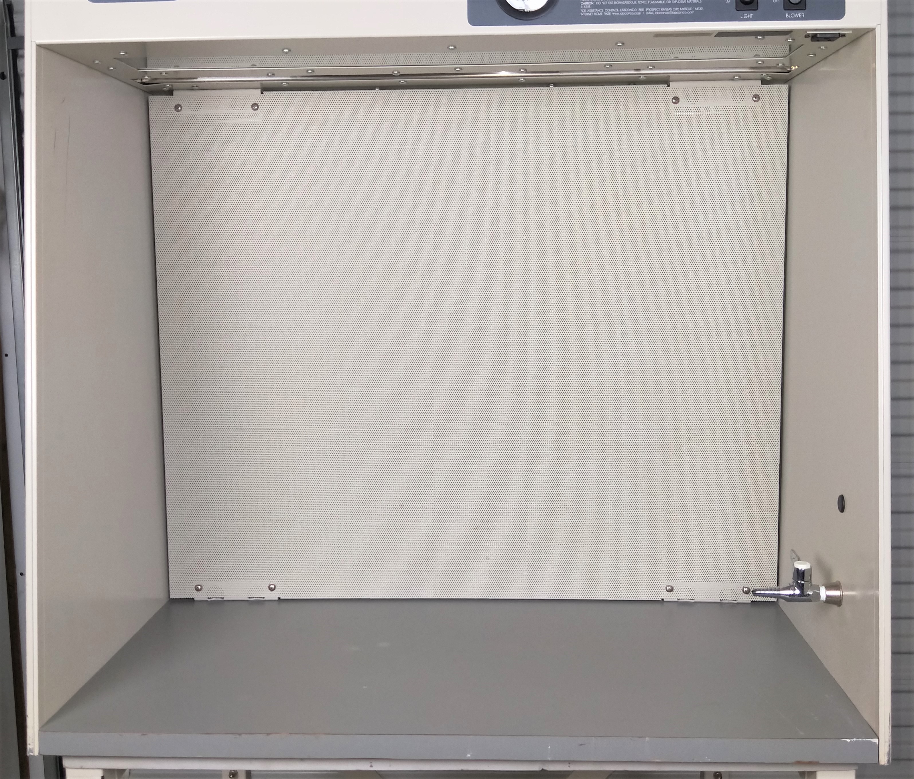 Used Labconco Purifier 3' Clean Bench Horizontal Flow Hood