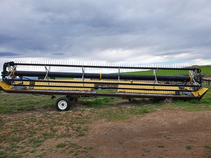 Used 30' Honey Bee WS30 Draper Header