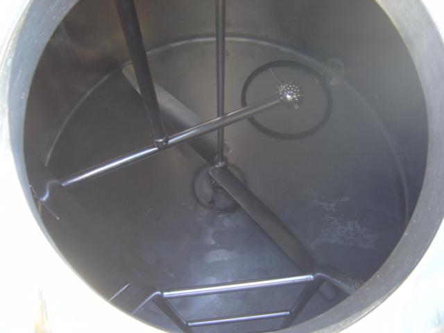 Usado 1000 GALLON PROCESSOR TANK