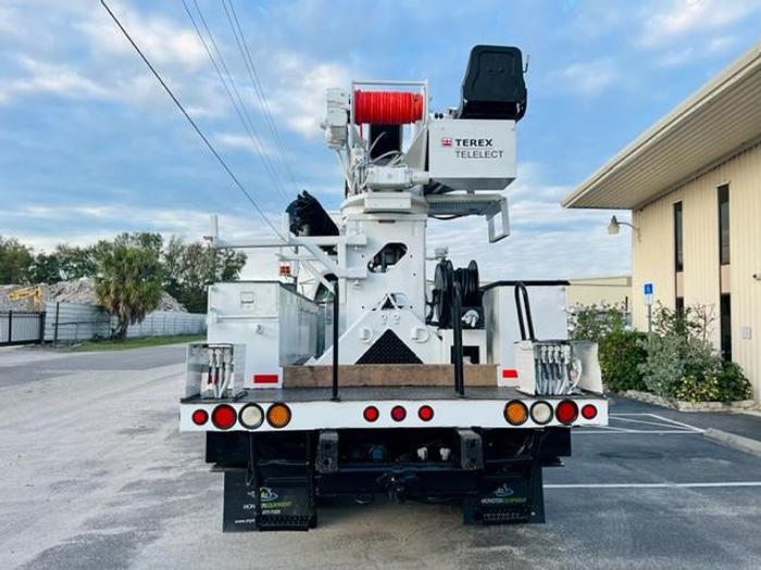Used Terex Commander C4047 Digger Derrick on 2011 Ford F750 Reg Cab Utility Truck - 96762