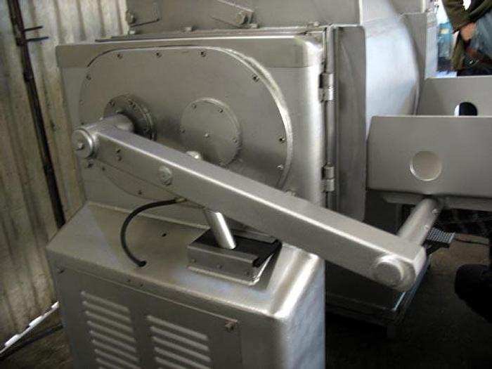 D'occasion Broyeur "LASKA" GFS-620