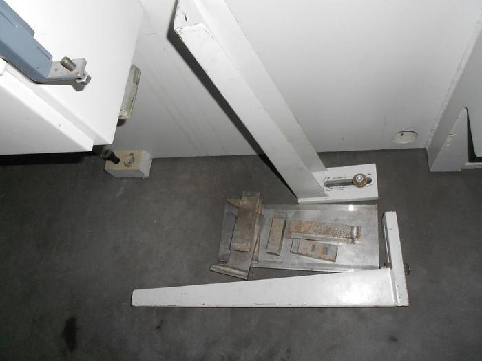 Gebraucht PLOOIBANK LVD 70 Ton /3 m