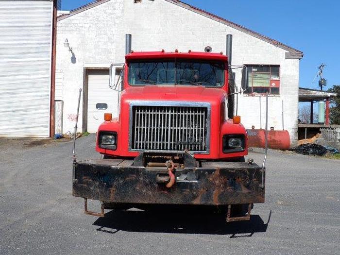 Used 1996 International Flatwater Fleet RTT2500 Truck