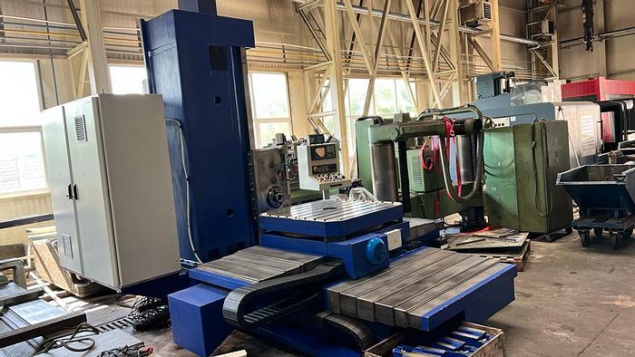 Used Wytaczarka CNC WPR-100