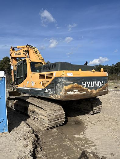 Used Hyundai Excavator