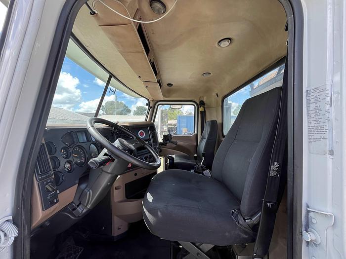 Used 2007 MACK CV713 Granite Roll-Off Truck