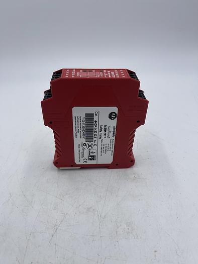 Used Allen-Bradley 440R-N23132 Ser C 