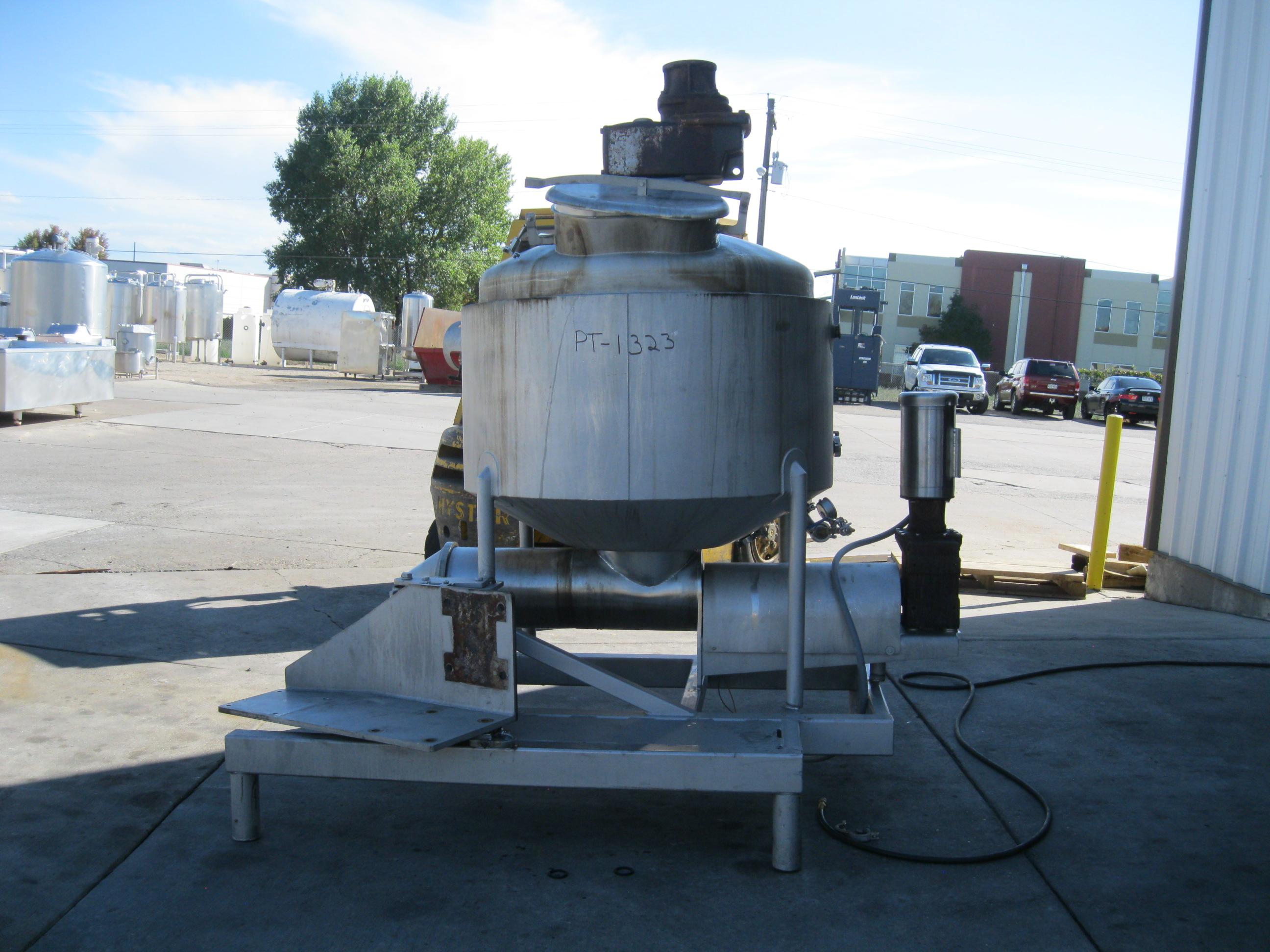 Usado 150 GALLON SCRAPED SURFACE TANK