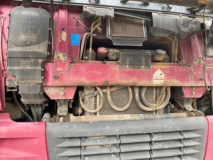 Gebruikt 2004 DAF XF 430, manual gear , hyraulic !