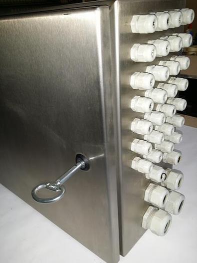 Gebraucht Rostfreier Verteilerschrank, Schaltschrank, Stromverteiler M,  Steeldesign,  neuwertig