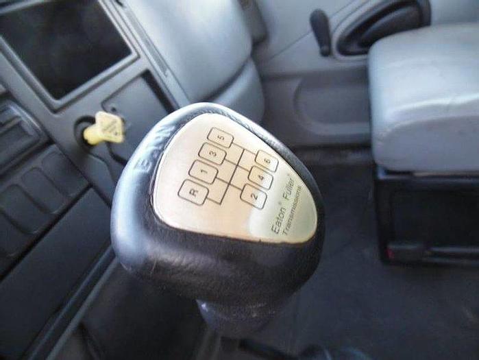 Used 2006 International Custom bodies wireline