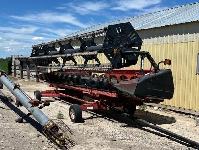 Used Case 2188 Combine w/ 25' Header