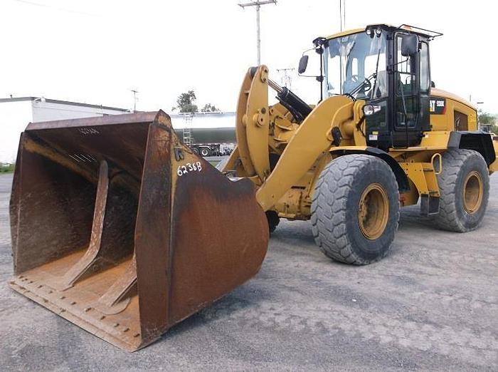 Used 2014 CATERPILLAR 938K