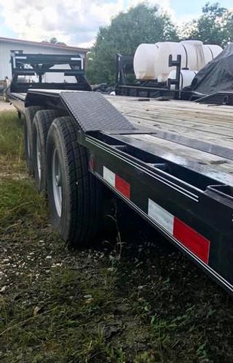 Used 2017 Load Trail 40' Gooseneck Trailer