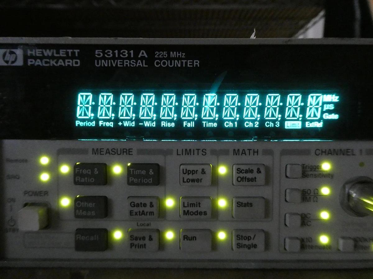 Used HP Hewlett-Packard 53131A 225 MHz Universal Frequency Counter Spare Surplus