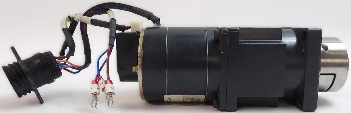 Used Oriental Motor A4249-9215HG-A1 5-Phase Stepping Motor VEXTA Robot Drive Working
