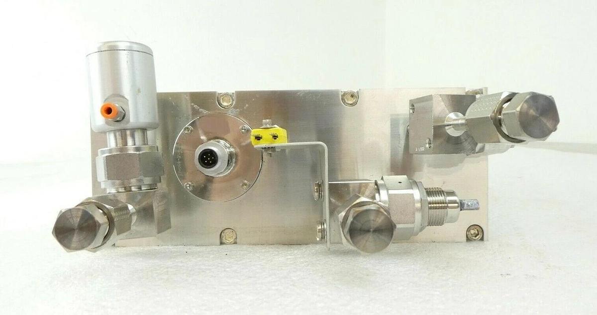 Used ATMI Packing CUST-UNIQUE-2D-PHOS Ampule Bubbler CVD AMAT 0226-96764 P5000 Spare