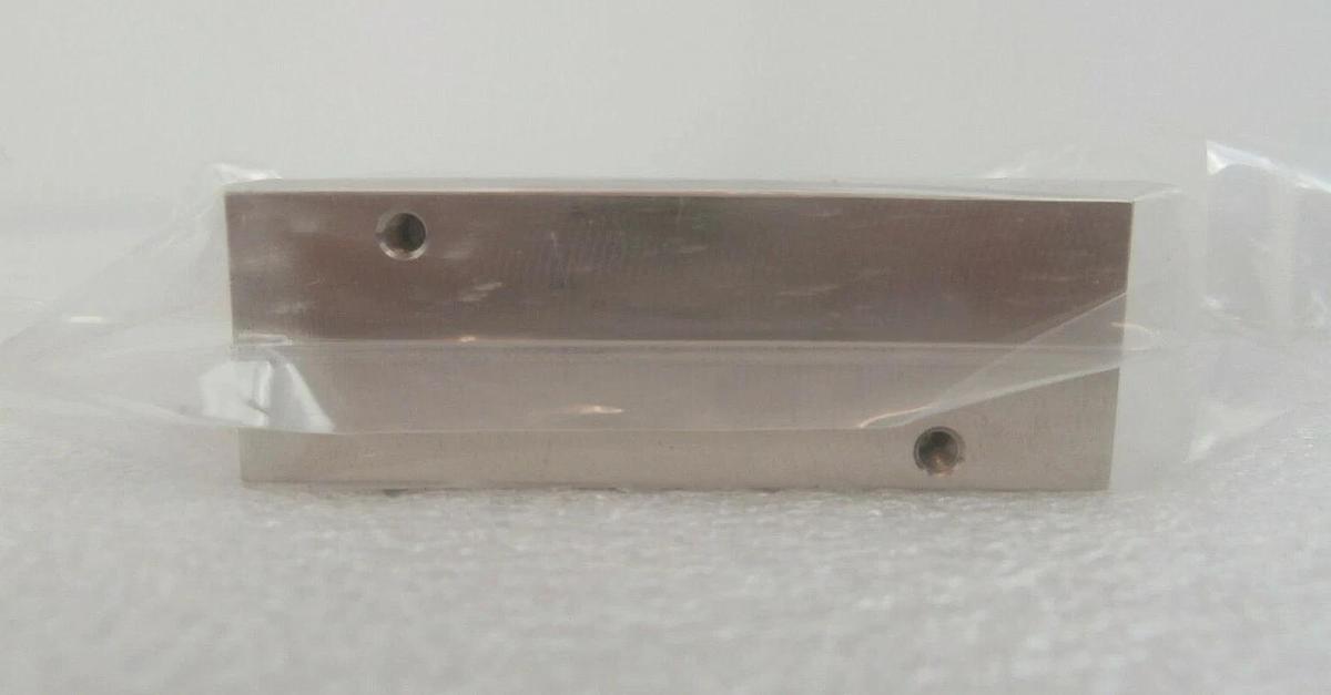 STEC SEC-410-AV Mass Flow Controller MFC SEC-410 200 SCCM CHF3 New Surplus