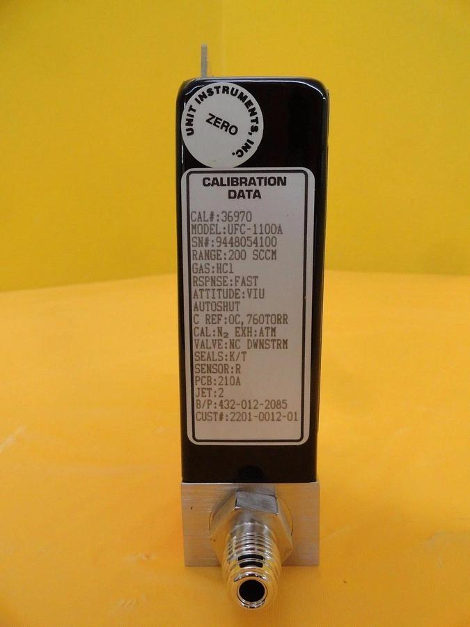 Used UNIT Instruments UFC-1100A Mass Flow Controller 200 SCCM HC1 Used Working