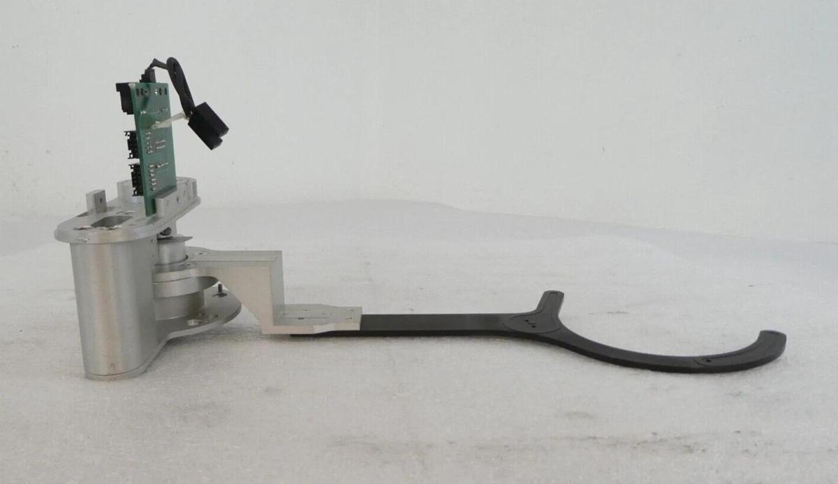 Used Asyst 1003445-37-D End Effector Handling Arm Assembly PCB 200MM Working
