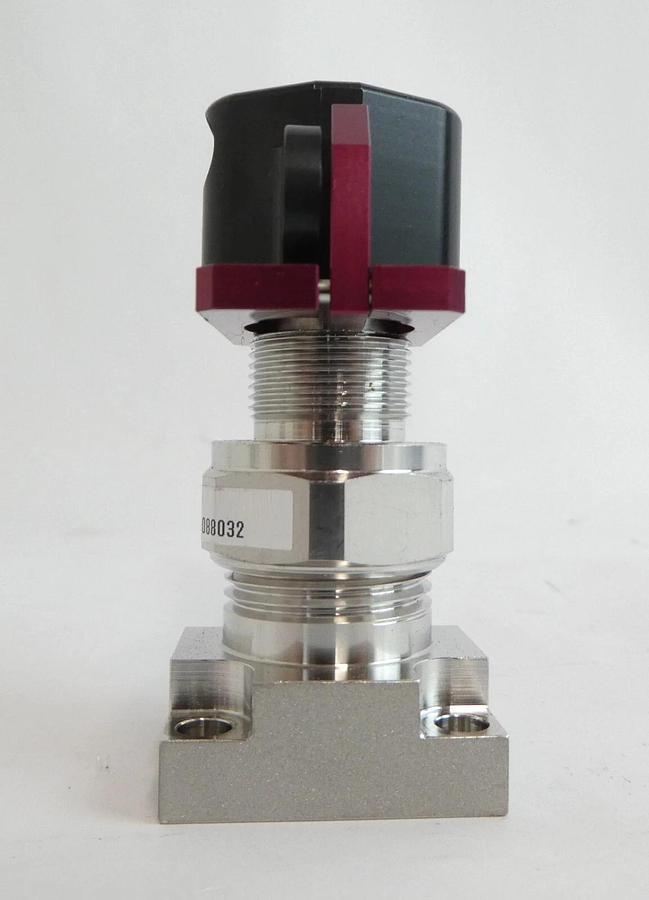 Used Fujikin 088032 2-Port Manual Diaphragm Valve Reseller Lot of 17 Working Surplus
