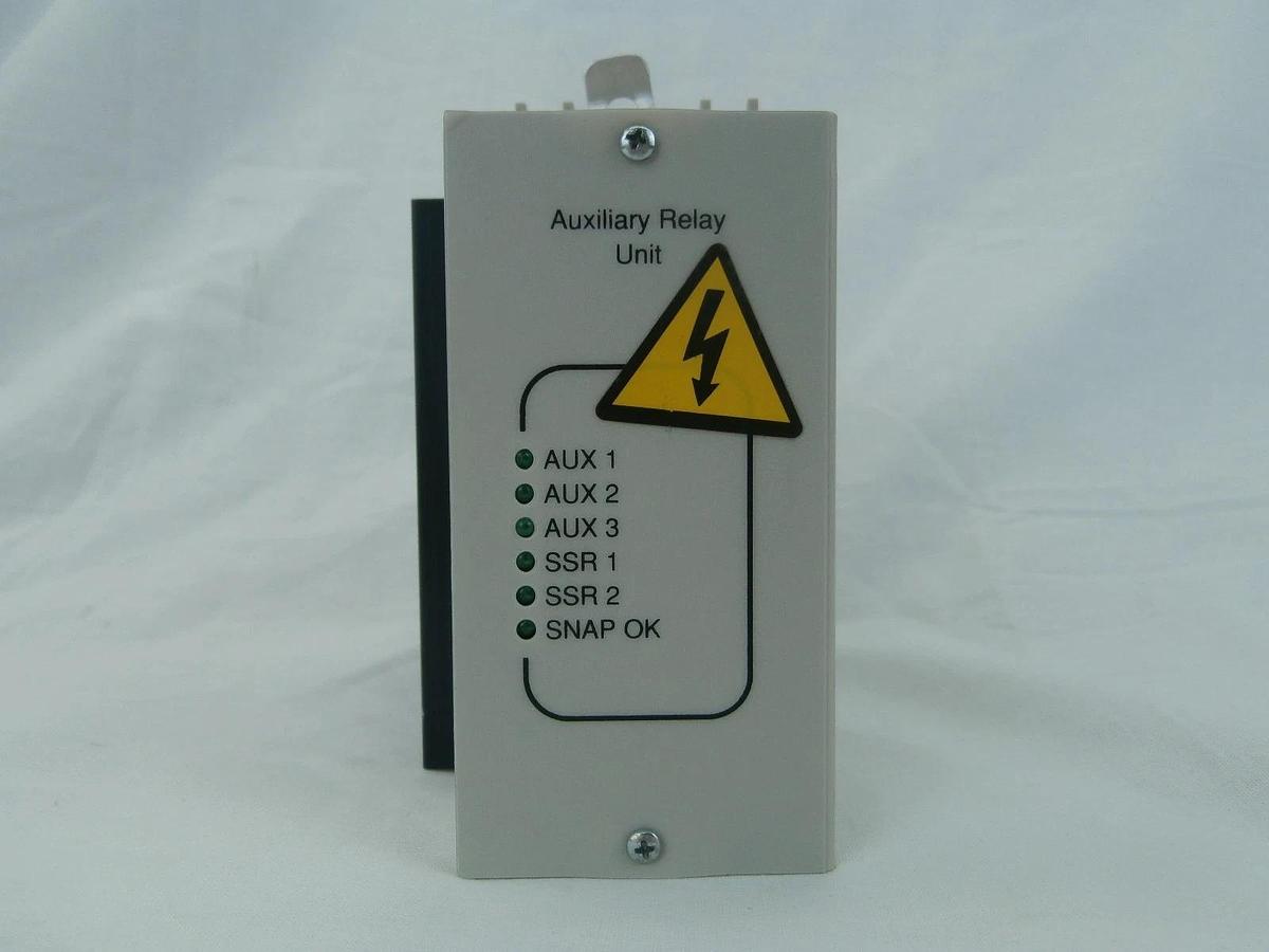 Used SCP Santa Clara Plastics 3270171G MCS Auxiliary Relay Unit 6952164J Used Working