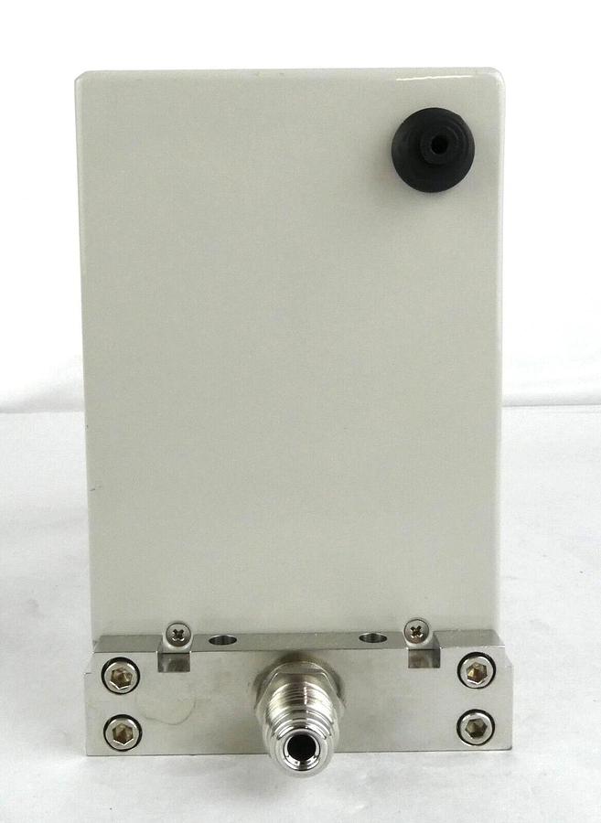 Used MKS Instruments DPCA-29643 Dual-Zone Pressure Controller Type DPC Dented Working