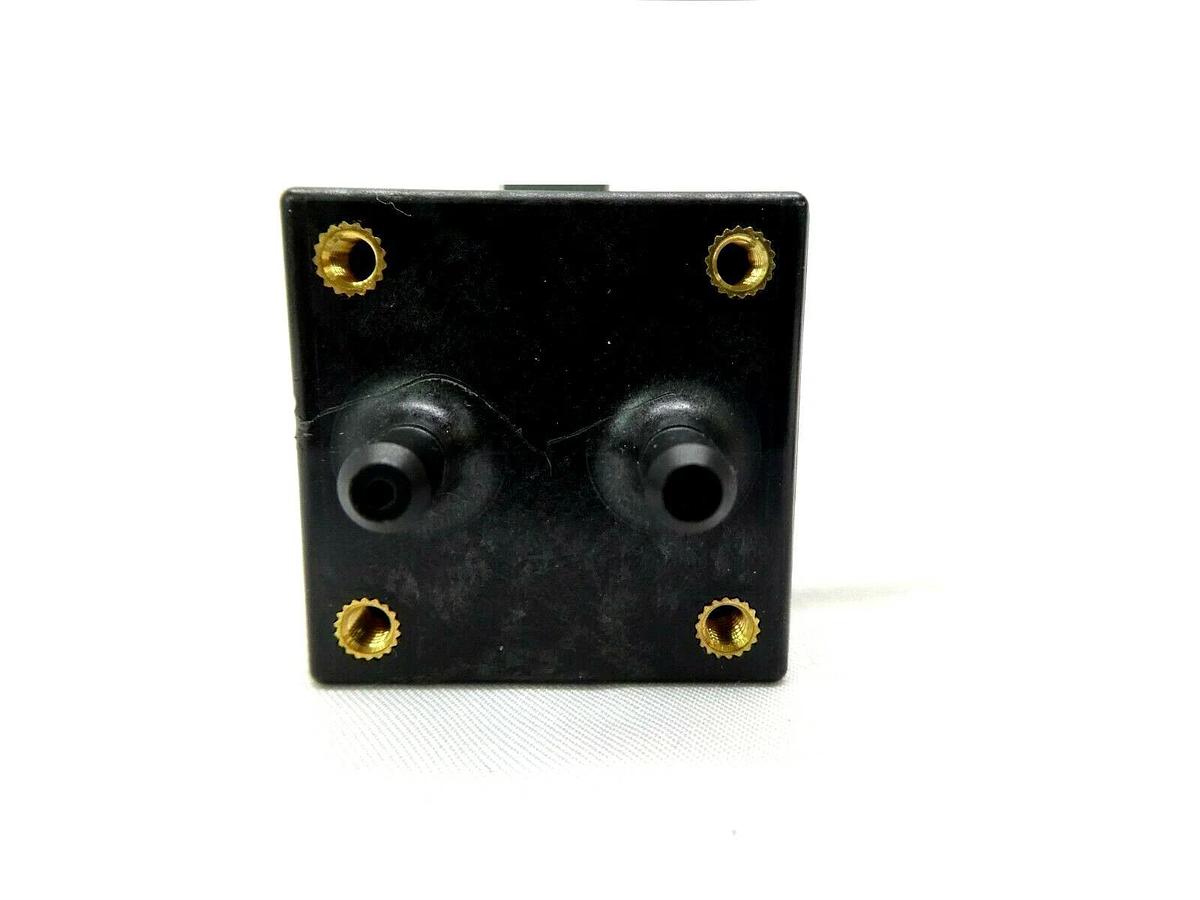 Used Omron E8Y-AR2C-5 Pressure Sensor E8Y Reseller Lot of 6 Working Surplus