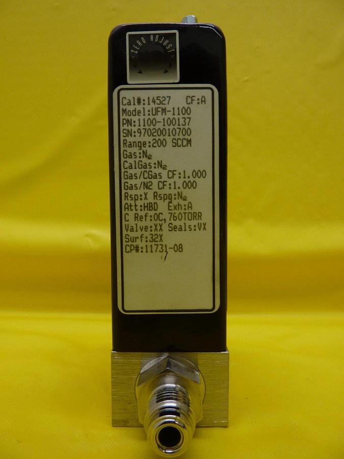 Used UNIT Instruments 1100-100137 Mass Flow Meter UFM-1100 200 SCCM N2 Used Working