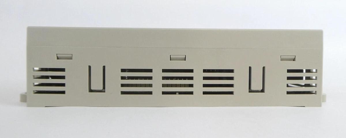 Omron V640-HAM11-V4 Amplifier Unit Assembly V640 Series Working Surplus