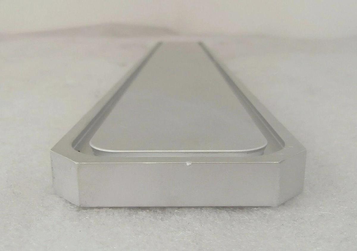 Used Mattson Technology 153-00001-00 Slit Valve Gate Door 200mm 300mm Modified Spare