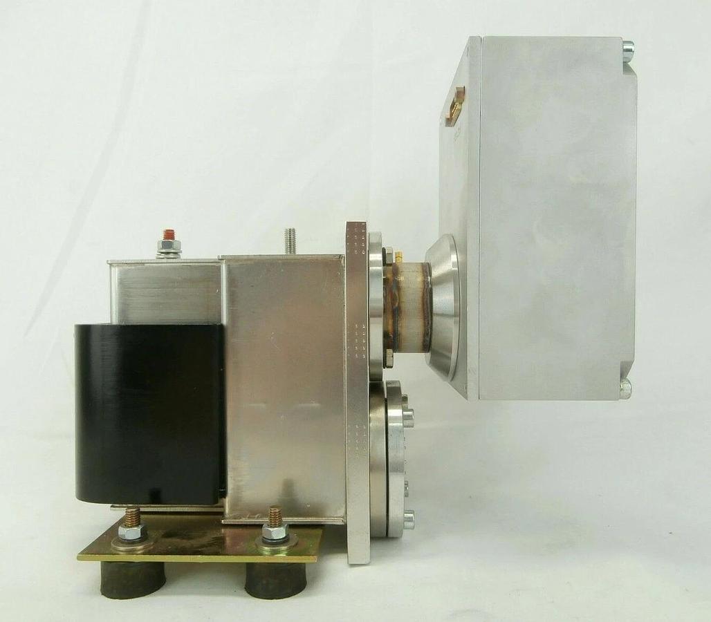Used Leybold 200.59.928 UL 500 Leak Detector Preamplifier Magnet Assembly Working