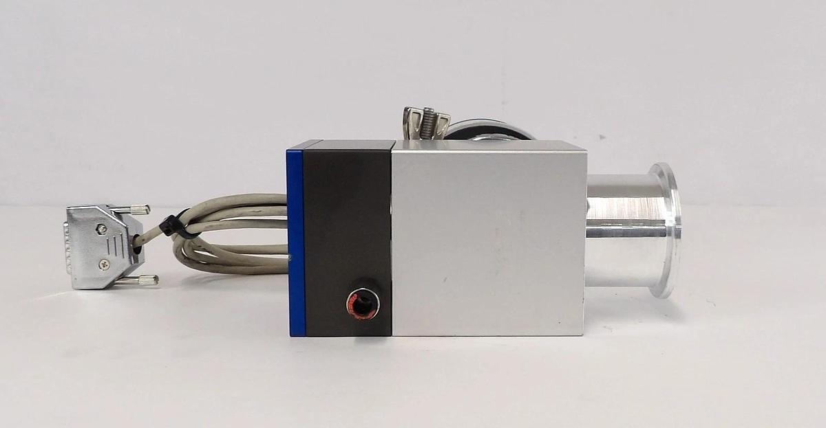 Used VAT 21632-KA11-AAE2 Pneumatic Angle Valve with Inficon 351-011 MPG400 Working