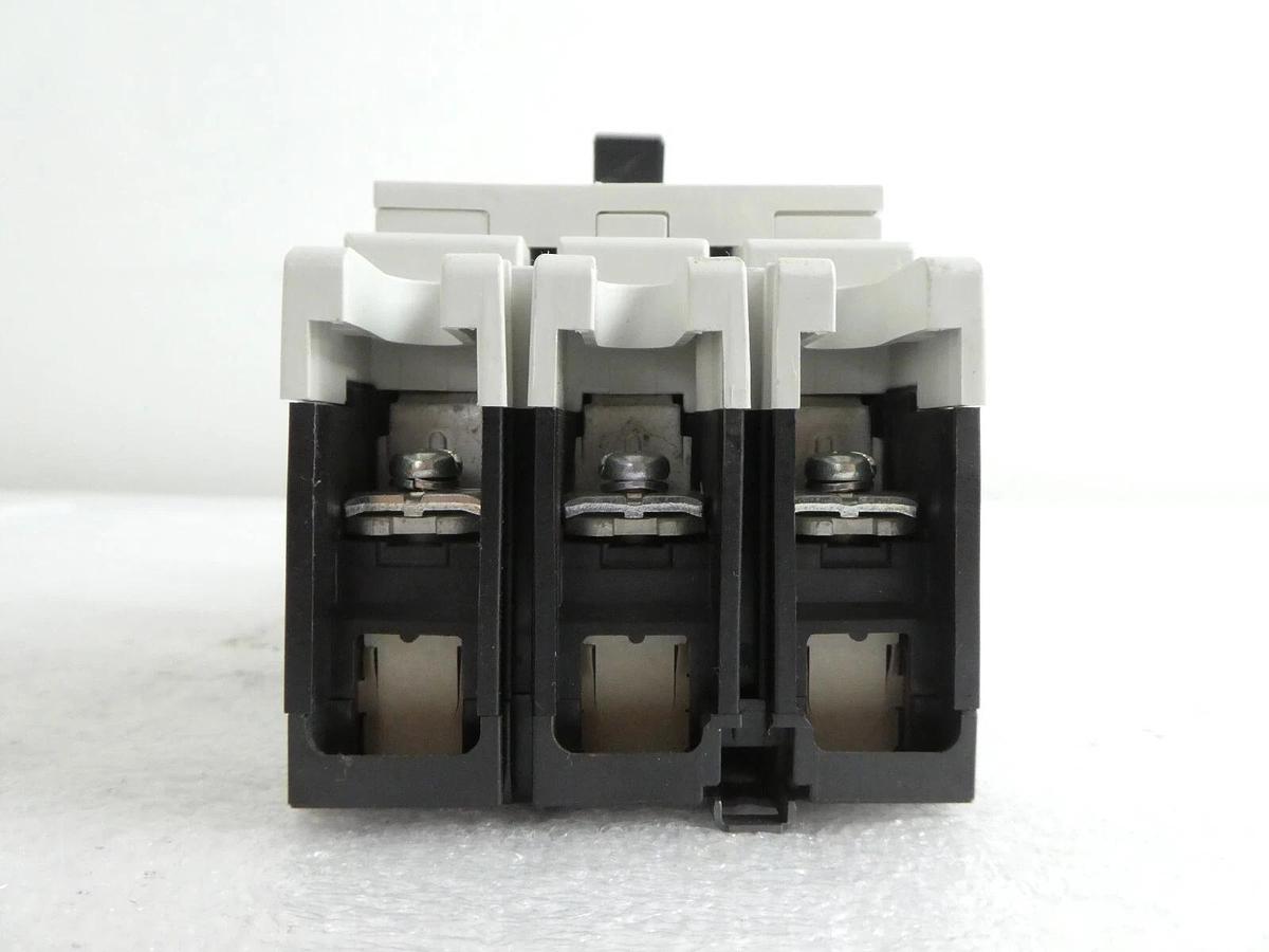 Used Mitsubishi NF100-SRU NV100-SRU Circuit Breaker Reseller Lot of 11 Working