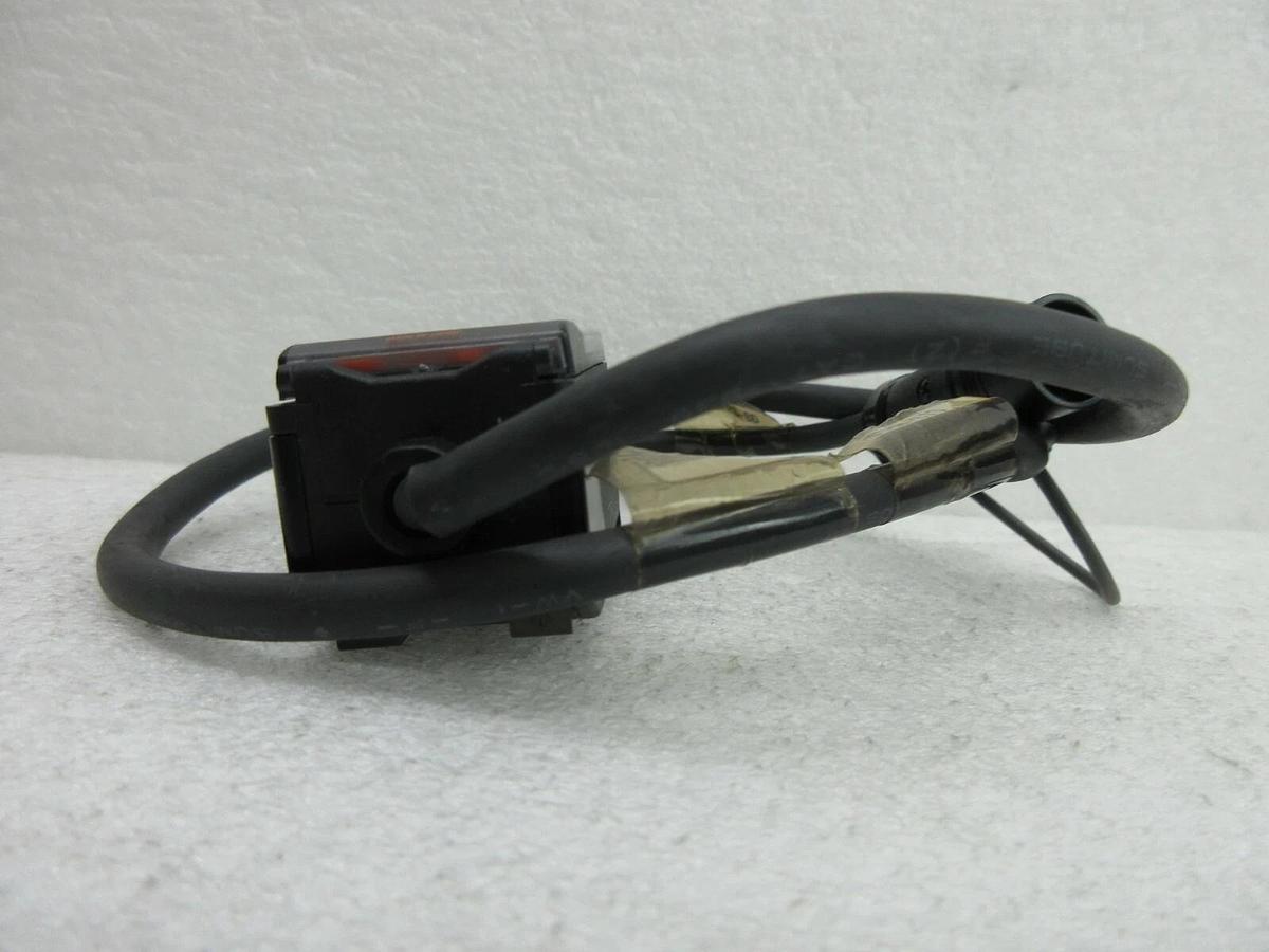 Used Omron ZX-LDA11-N Laser Sensor Amplifier ZX Series Used Working