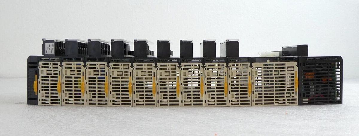 Used Omron SYSMAC Programmable Logic Controller CJ1W-PD025 CJ1G-CPU44H Lot of 2