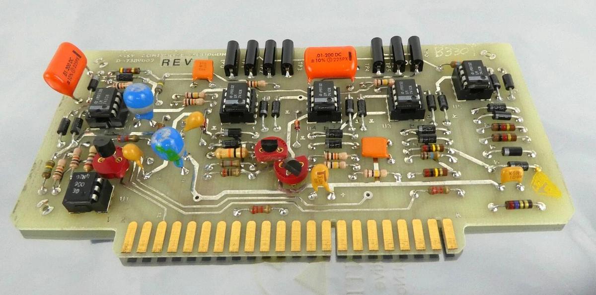 Used Varian VSEA D7389002 Floodgun Controller PCB Card D-F9953002 Spare