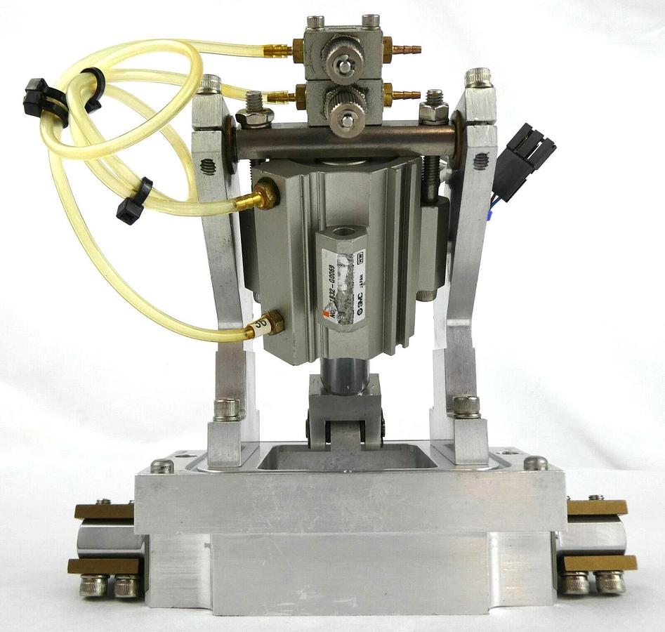 Used AMAT Applied Materials 0221-10552 5000 OES Cleanroom Slit Valve P5000 Working