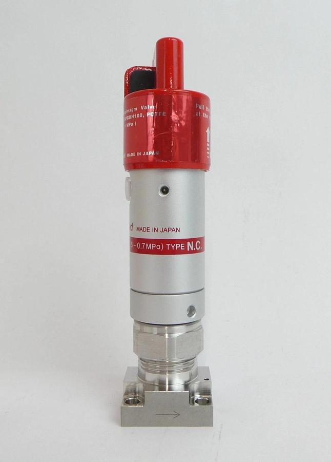 Used Fujikin 3870-04730 Hybrid Diaphragm Valve Reseller Lot of 76 Working Surplus