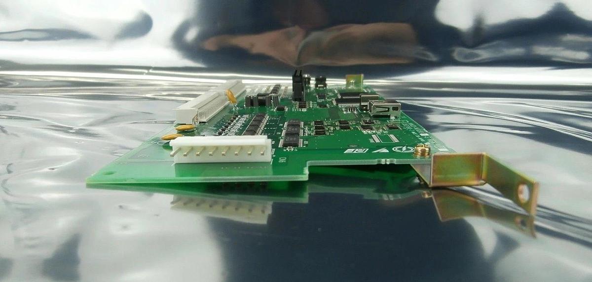 Used Yaskawa Electric JANCD-NIO30-1-E Robot Controller PCB Card F352760-1 NXC100 Used