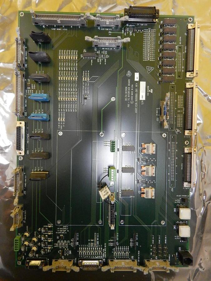 Used Delta Design 1935860-501 PXI-TC Interface Board PCB 1935859-401 Used Working