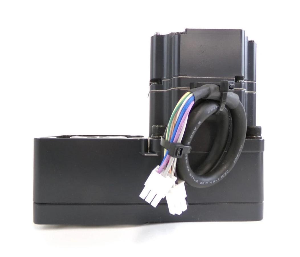 Oriental Motor BLE512CM200F Motor and Driver Set BLEM512M2-GFS BLED12CM New