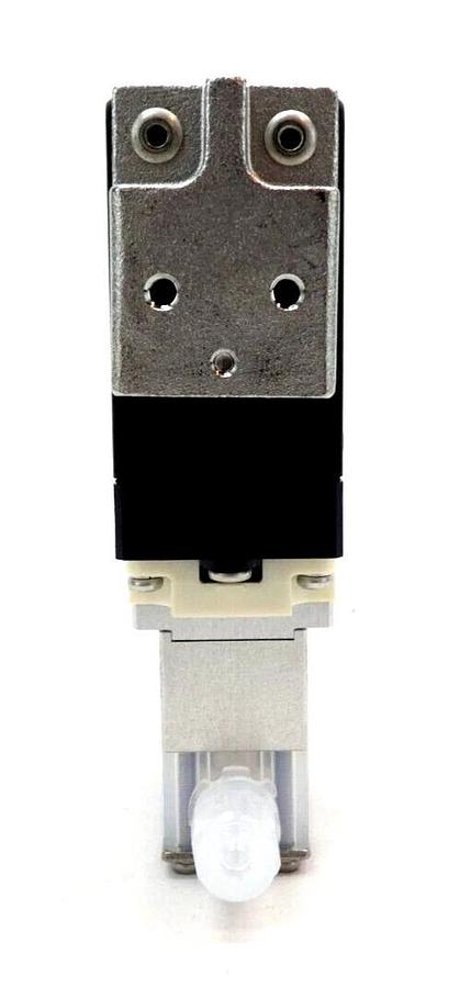 CKD AMC-VS-X3CY Air Operated Valve TEL 5012-000340-11 Reseller Lot of 4 New