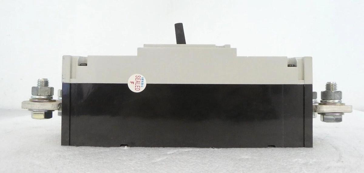 Used Fuji Electric FA SA403CUL 350A Industrial Auto Breaker Working Surplus