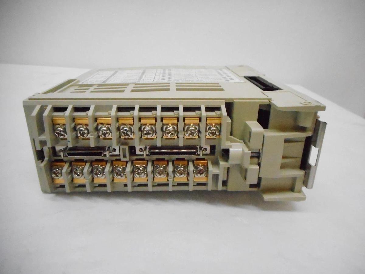 Used Yamatake DMC50CS Multi-Loop Controller DMC50 Nikon 4T081-669 Working Surplus