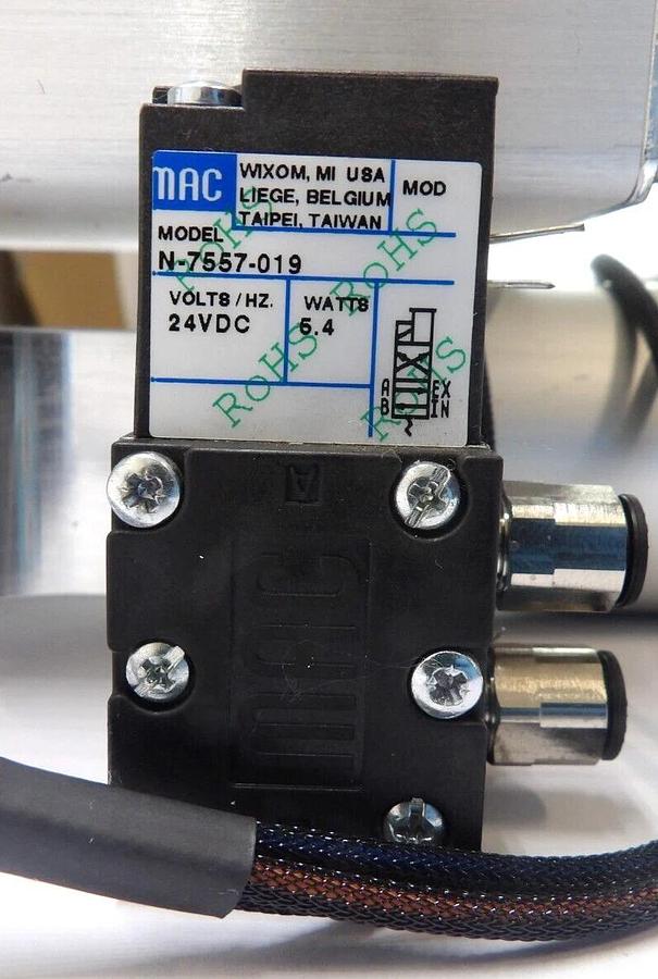 Used VAT 95240-PAAV-APV1 Butterfly Valve Integrated Pressure Controller Working