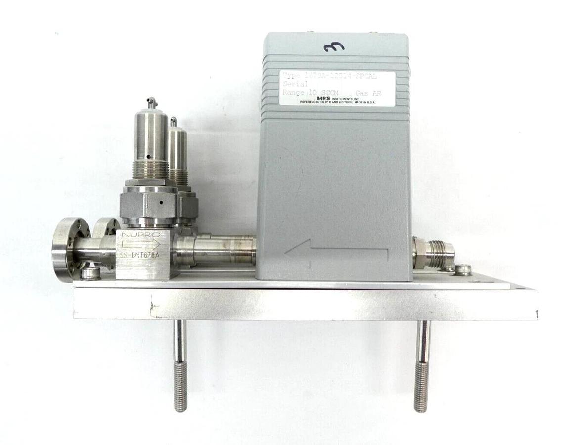 Used MKS Instruments 1679A-12514-SPCAL Mass Flow Controller MFC Manifold Working