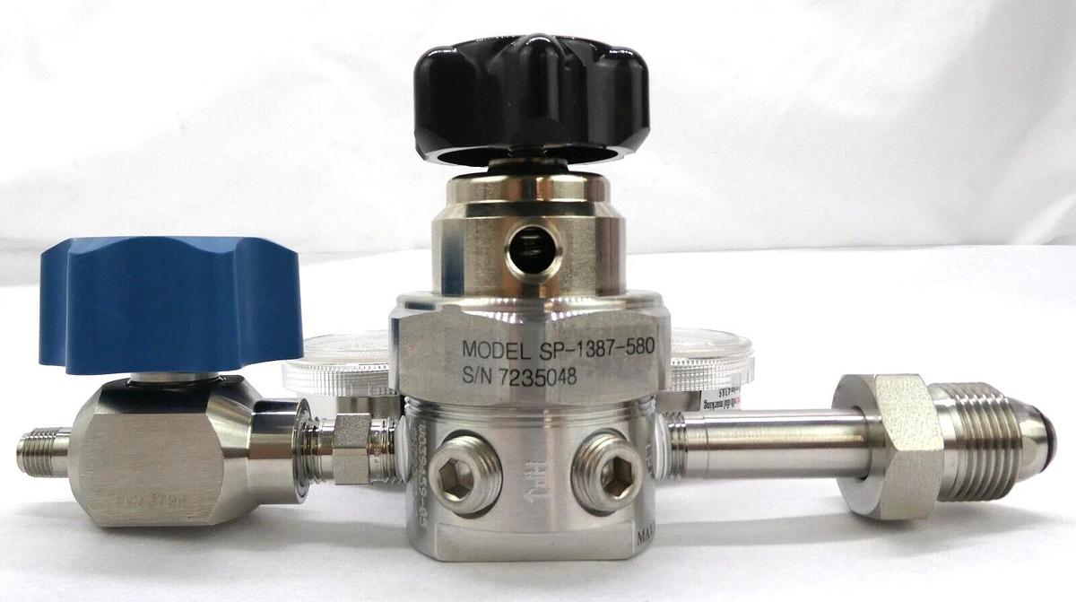 Matheson MREG-0975-XX High Purity Regulator SP-1387-580 Lot of 2 New Surplus
